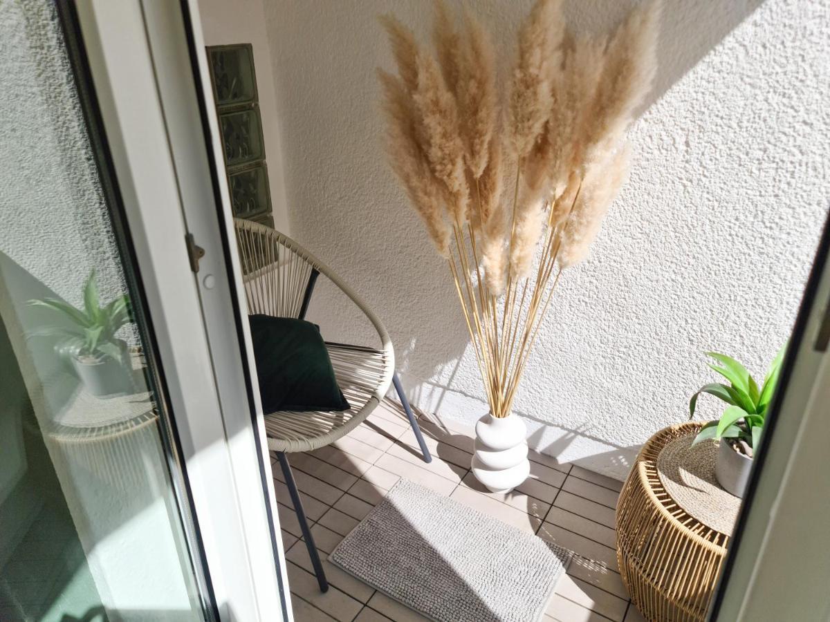 Schoene Ferienwohnung Im Zentrum Mit Self Check-In Und Free Wifi Essen Exteriér fotografie