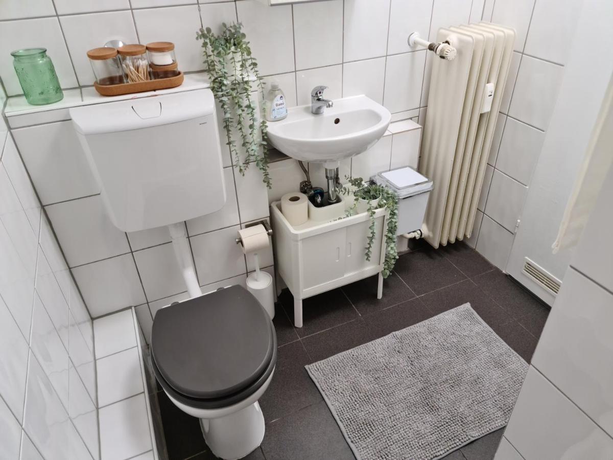 Schoene Ferienwohnung Im Zentrum Mit Self Check-In Und Free Wifi Essen Exteriér fotografie